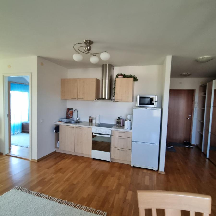 Juuli Apartament Kuressaare Extérieur photo