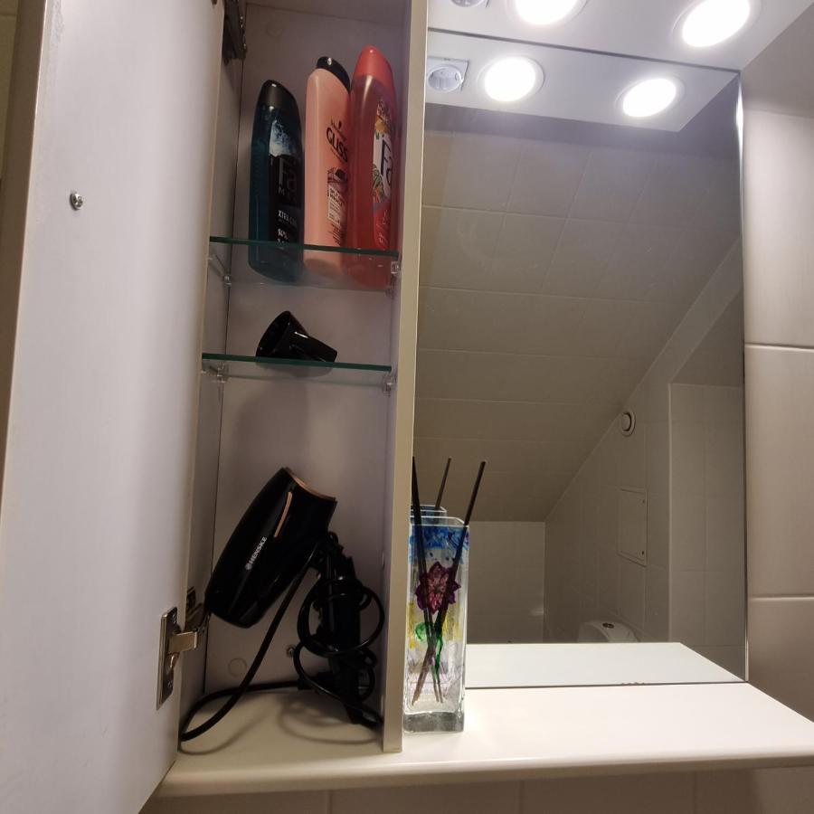 Juuli Apartament Kuressaare Extérieur photo