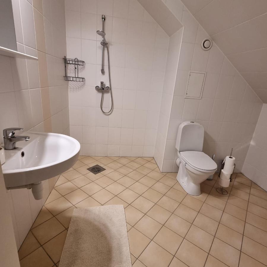 Juuli Apartament Kuressaare Extérieur photo